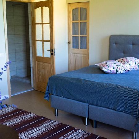 Livi Avat Apartman Ikla Kültér fotó