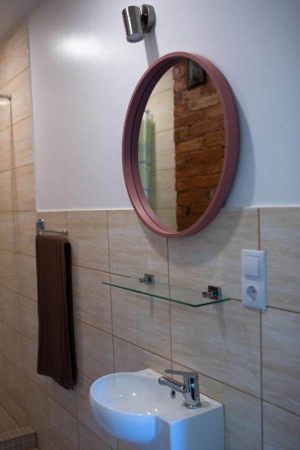 Livi Avat Apartman Ikla Kültér fotó
